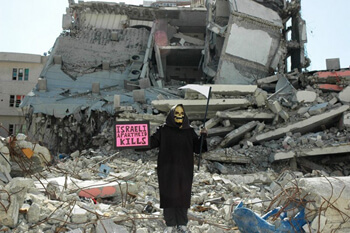 تنديد بعنصرية اسرائيل وسط الأنقاض